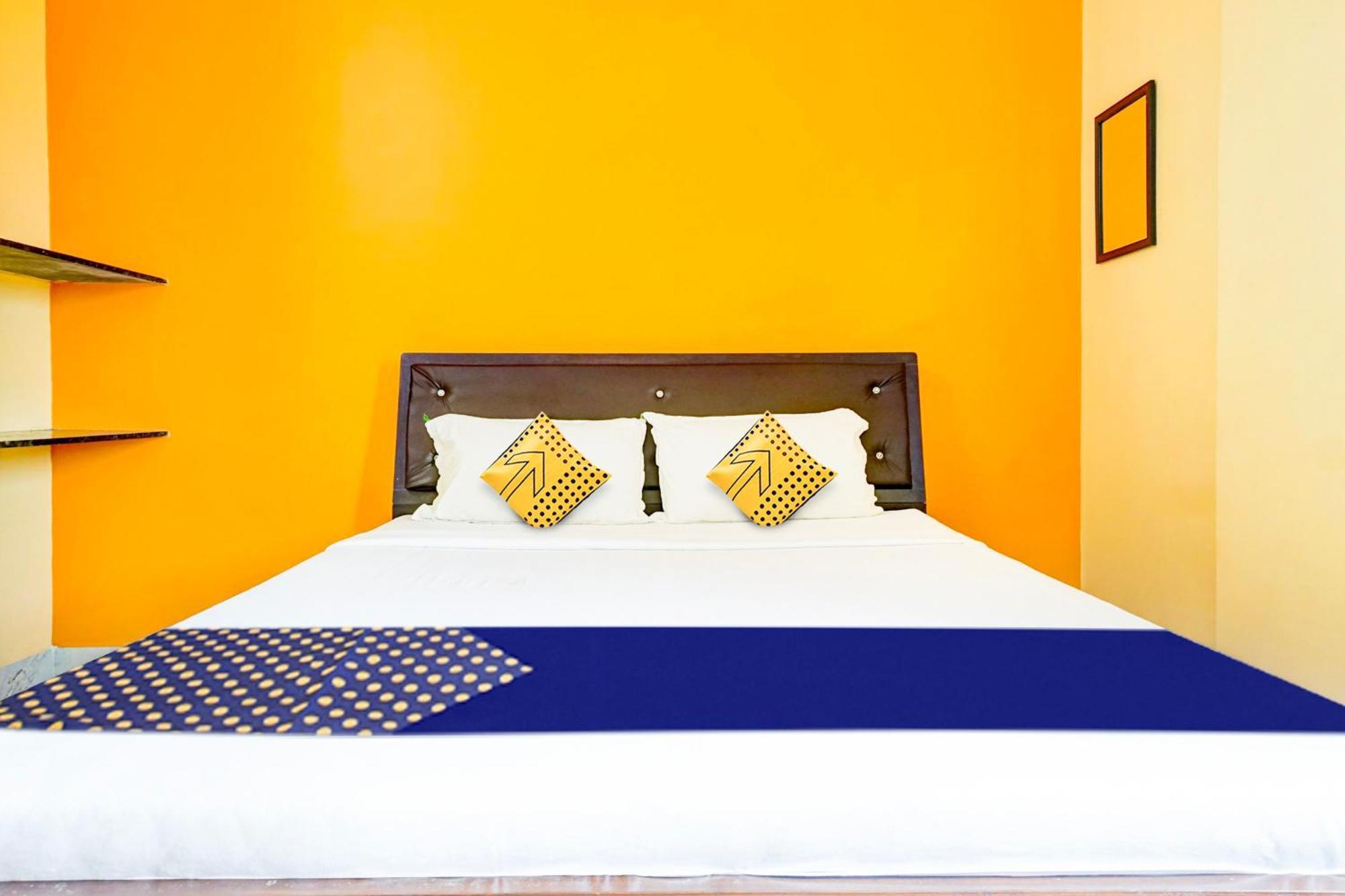 קולהאפור Spot On Hotel Shree Samarth Lodging מראה חיצוני תמונה
