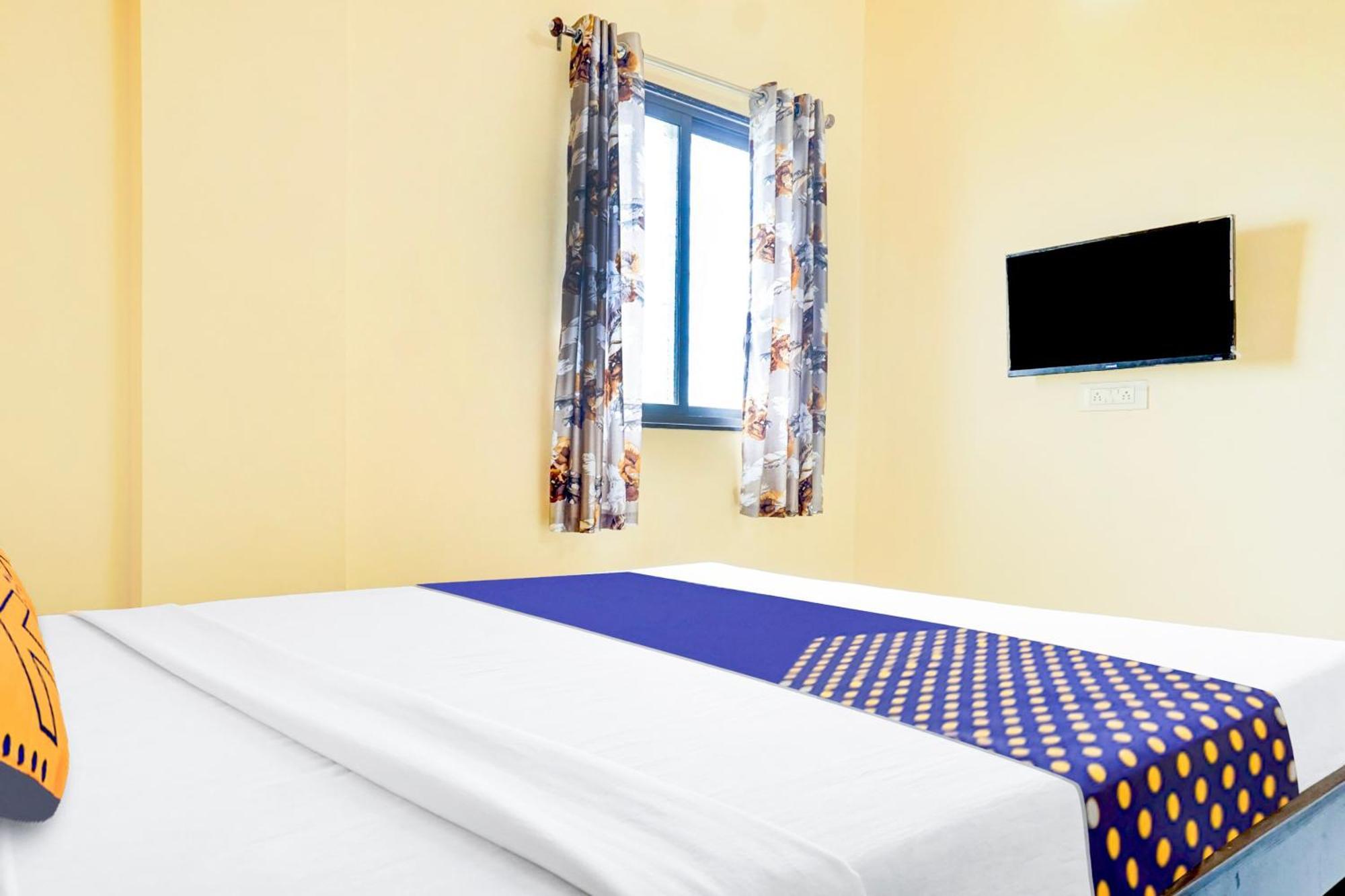 קולהאפור Spot On Hotel Shree Samarth Lodging מראה חיצוני תמונה